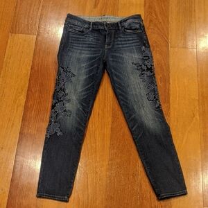 High-Rise Eveyday Soft Denim Embroidered Skinny Jeans